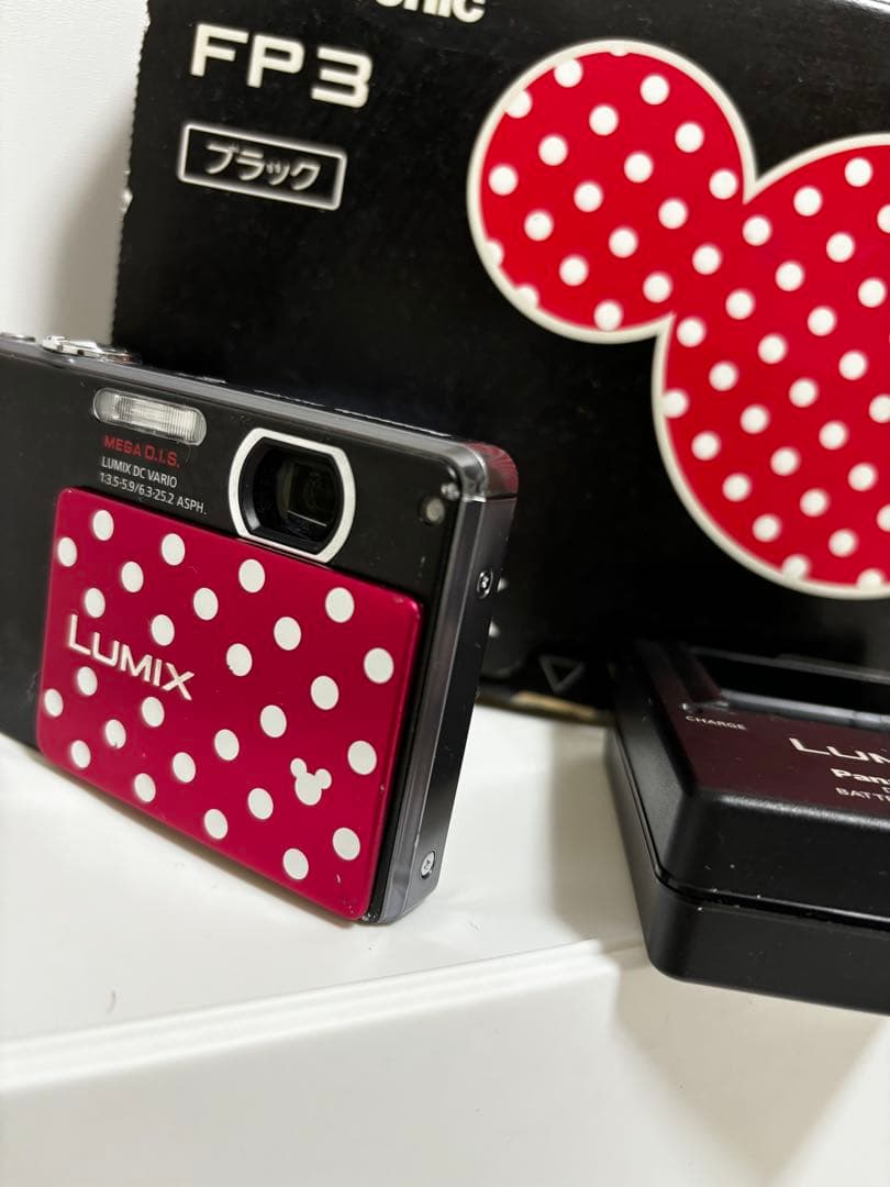【稼働品】Disney デジカメ　LUMIX ミッキー