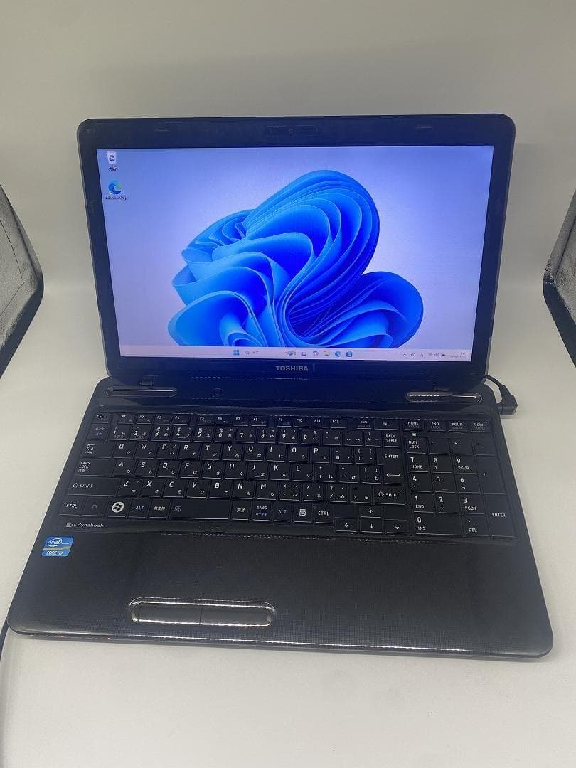 【東芝】爆速 Corei7/新品SSD128GB 15.6 ノートパソコン D4