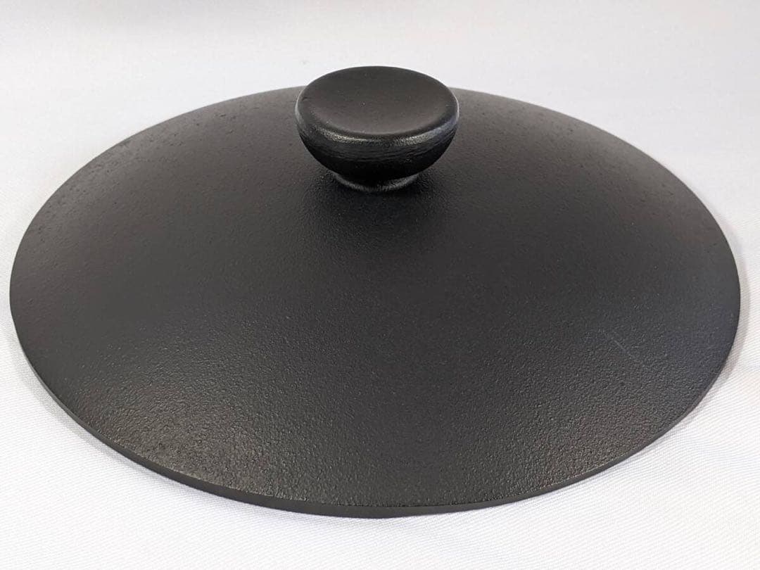 柳 宗理 南部鉄器シリーズ 鉄鍋深型 22cm (鉄蓋・レシピ集付き）