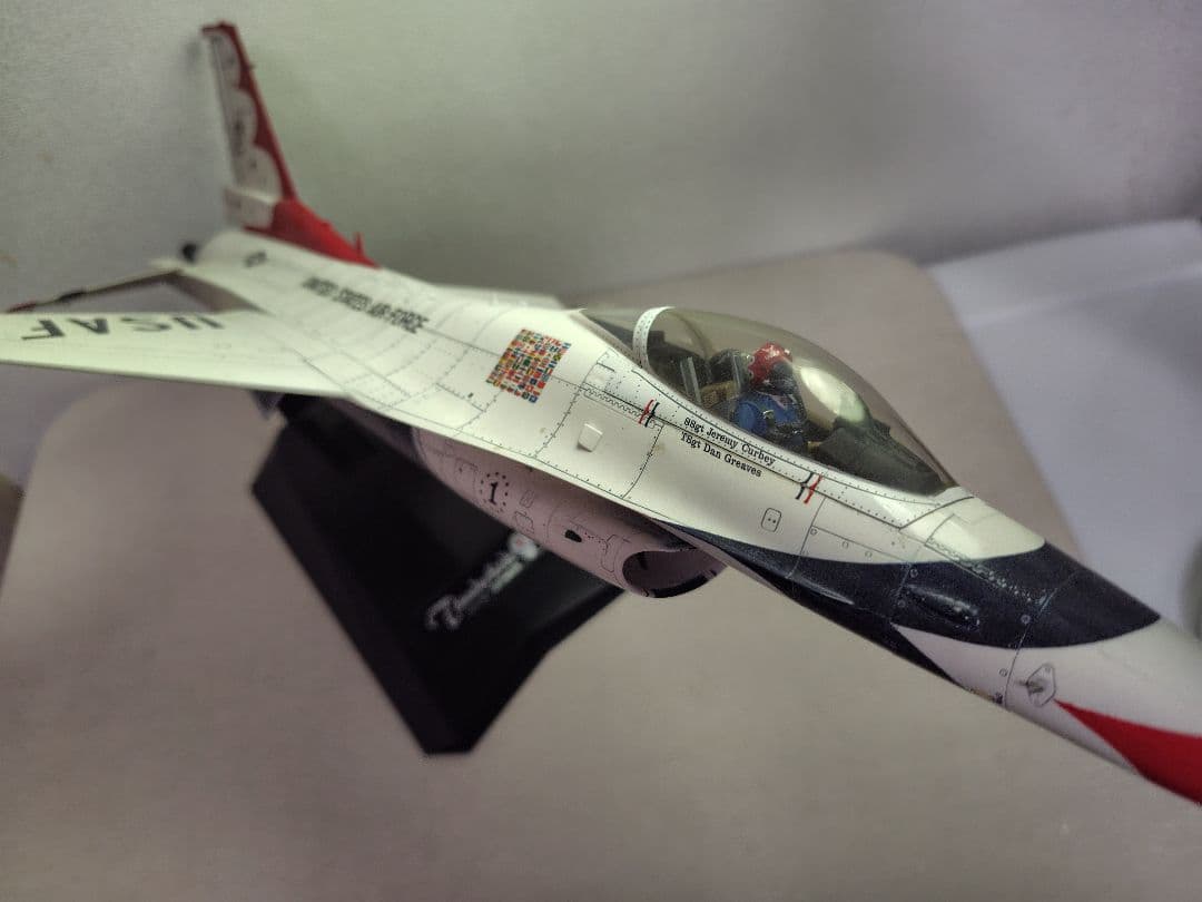 タミヤF-16 Cアメリカ空軍 1/32マスターワークコレクション