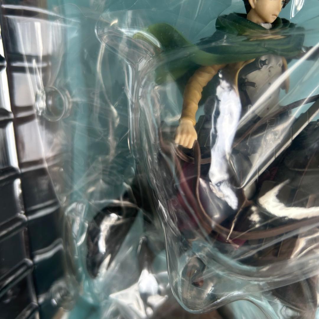 一番くじ 進撃の巨人　B賞 リヴァイ騎馬フィギュア