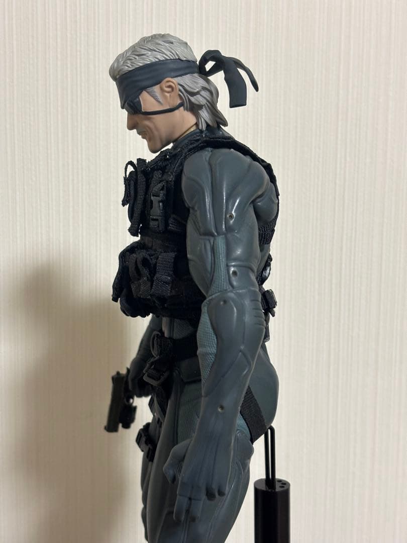 1/6 メタルギアソリッド　オールドスネーク　メタルギアソリッド４　メディコム