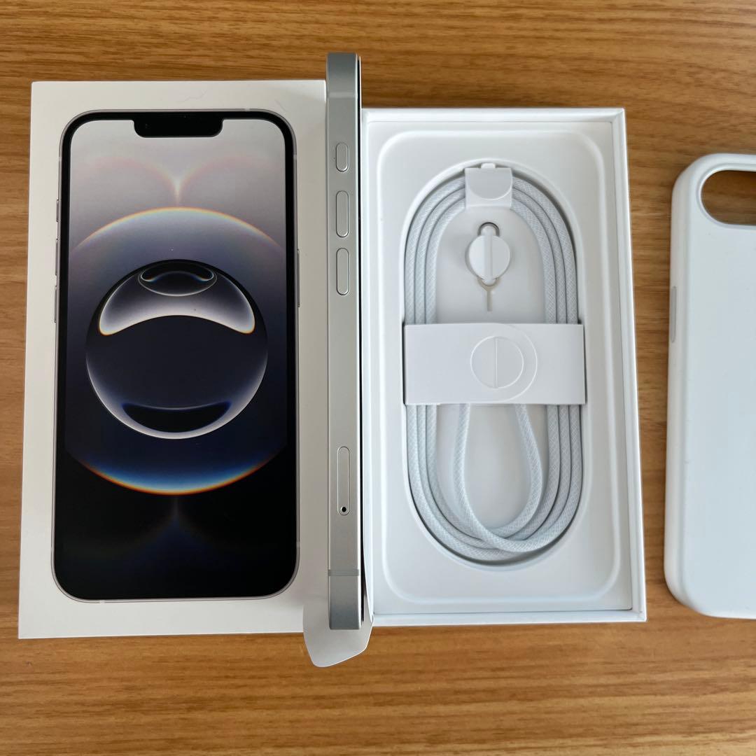 iPhone16e 本体 128GB ホワイト Apple純正ケース付き