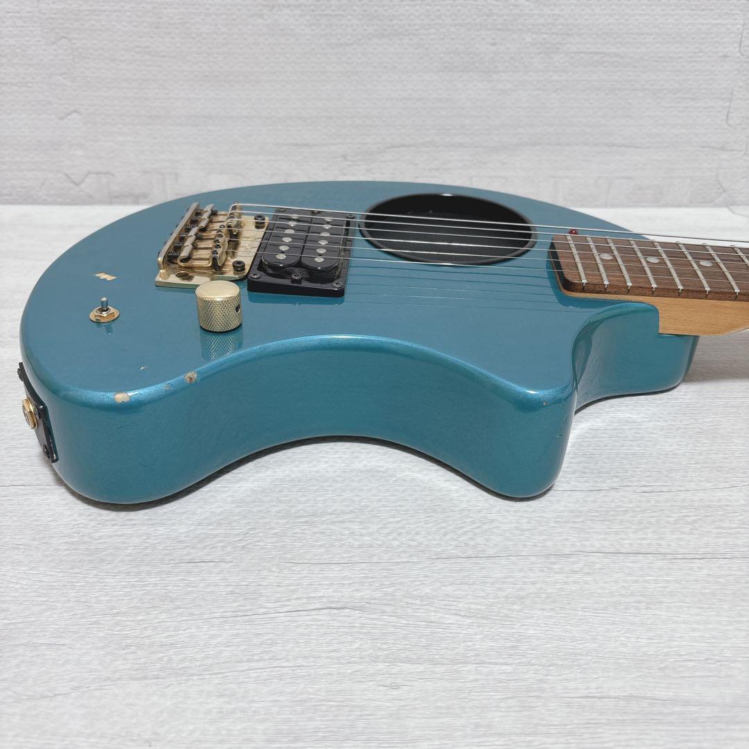FERNANDES ZO-3 芸達者 アンプ内蔵ギター トレモロアーム付き