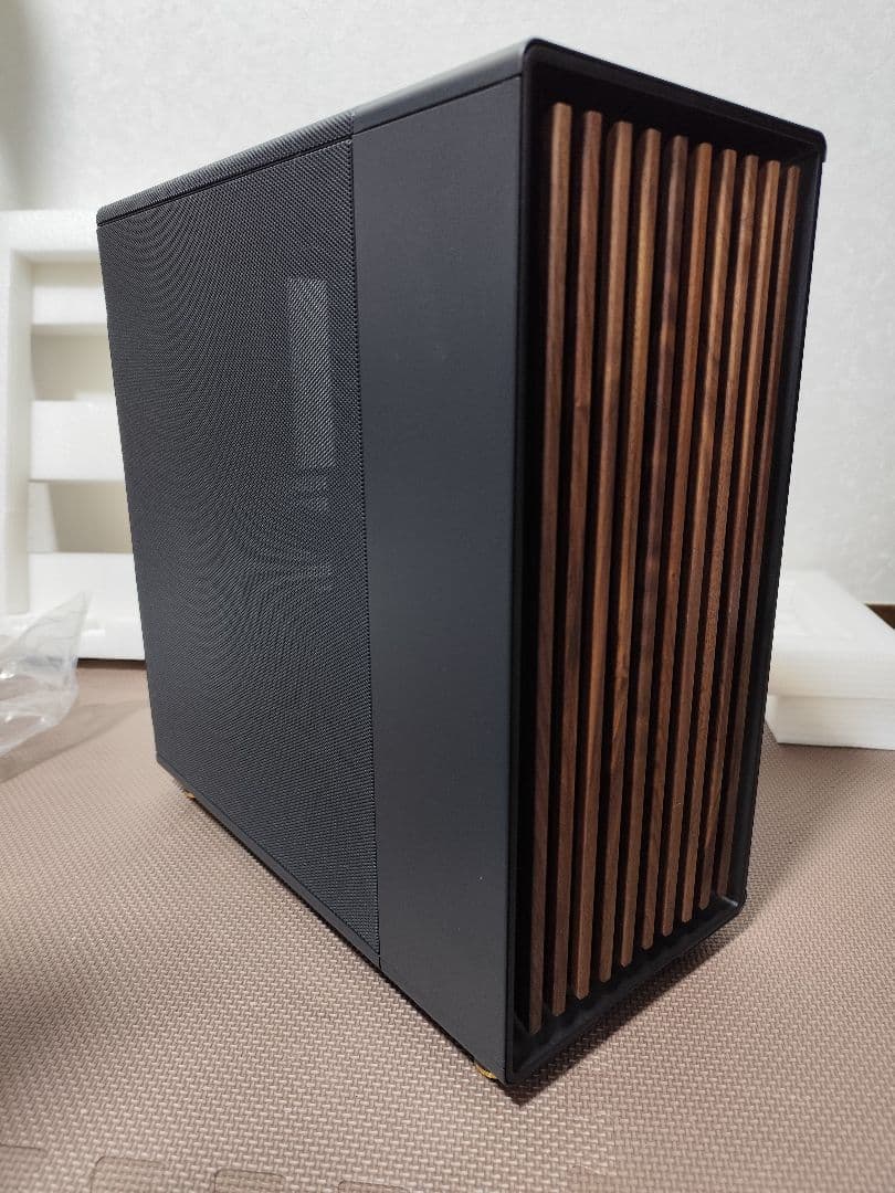 Fractal Design North Black Mesh PCケース