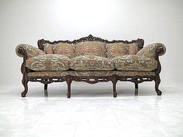 イタリア製 ロココ様式 金華山 3人掛けソファ 猫脚 彫刻フレーム 鋲打ち装飾