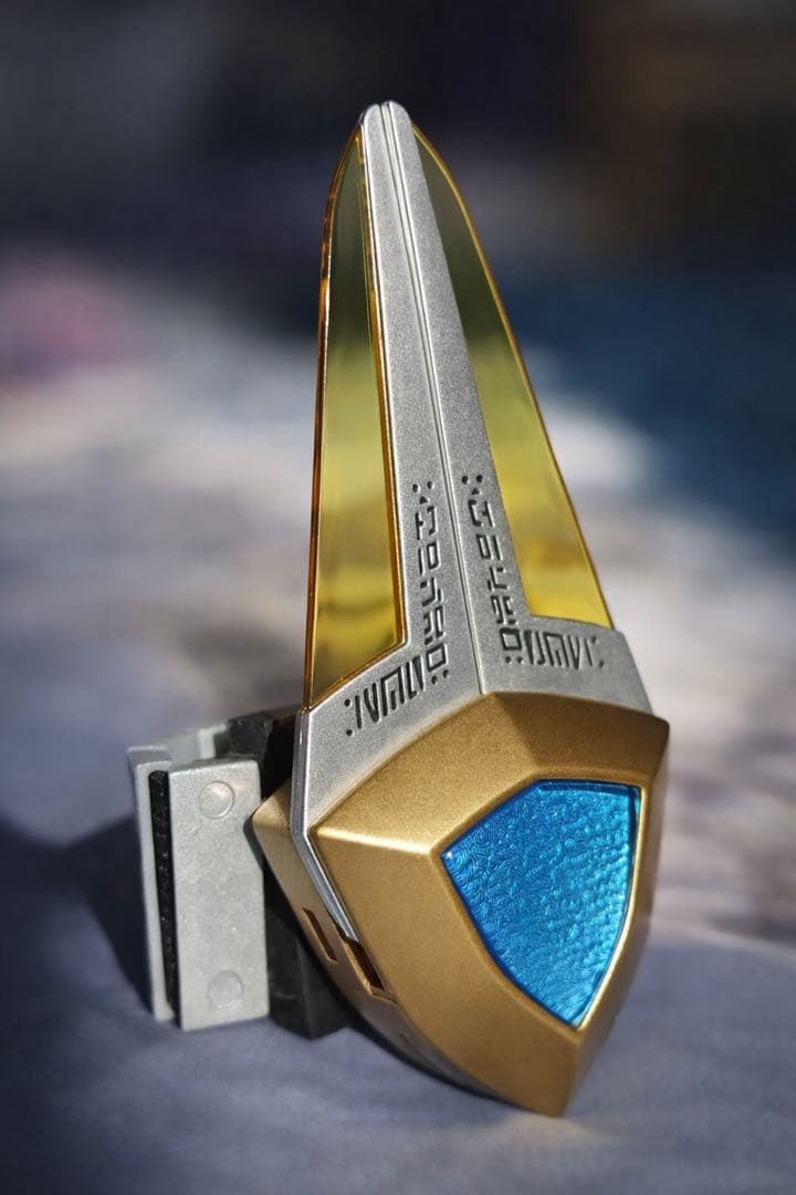 ウルトラマンアグル　アグレイター　自動回転・展開可能