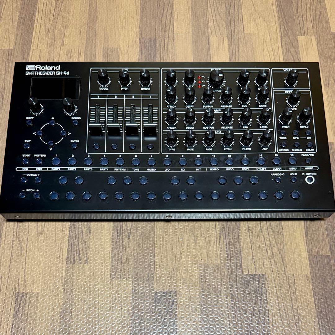 Roland シンセサイザー SH-4d ドラムマシン 音源 USB MIDI