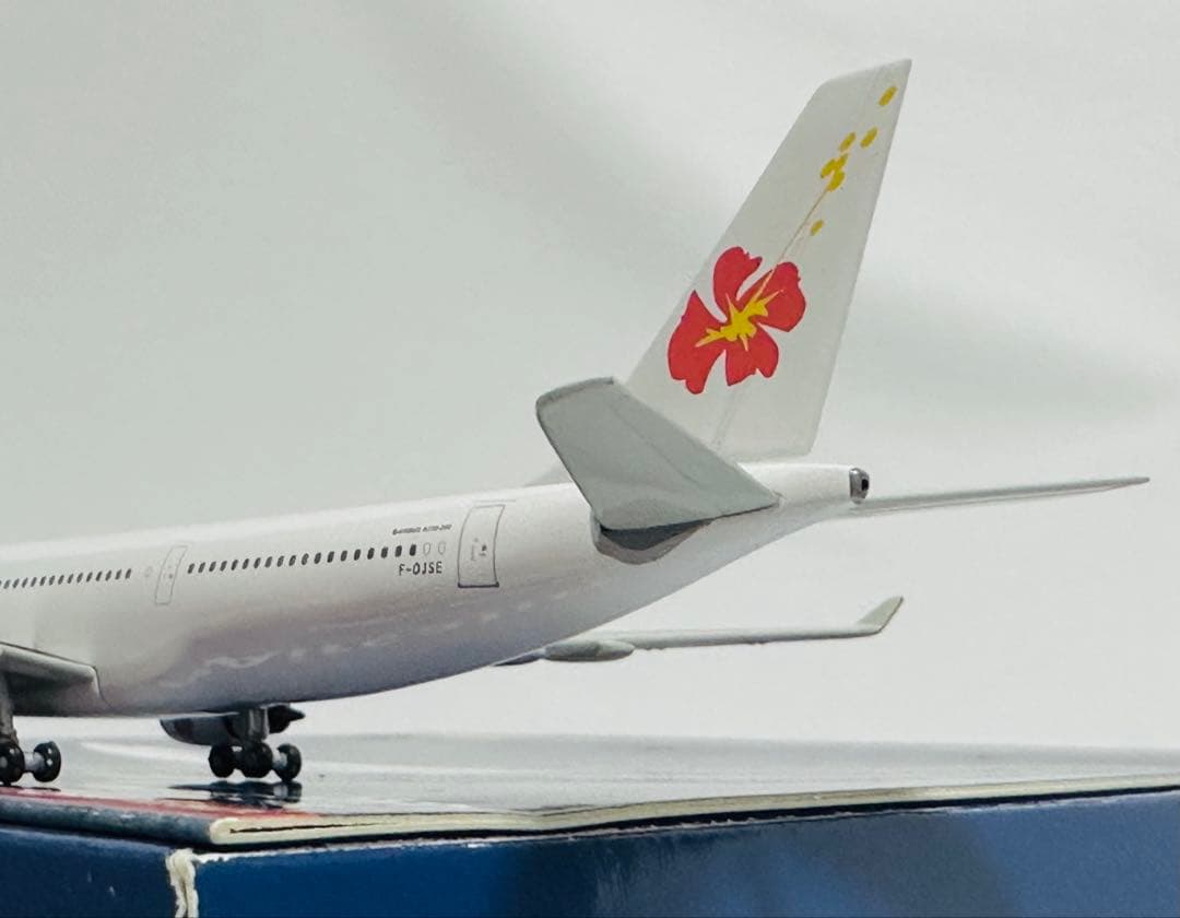 Gemini 1/400 A330-200 Aircalinエアカラン