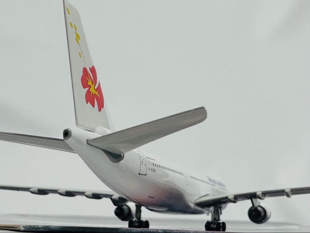 Gemini 1/400 A330-200 Aircalinエアカラン