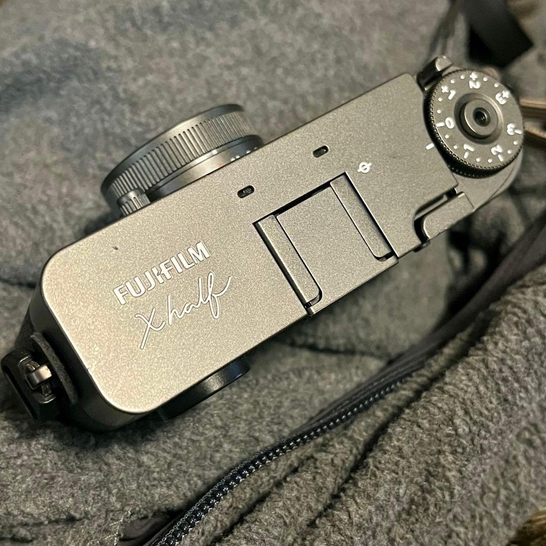 FUJIFILM X- half チャコールシルバー おまけ付き