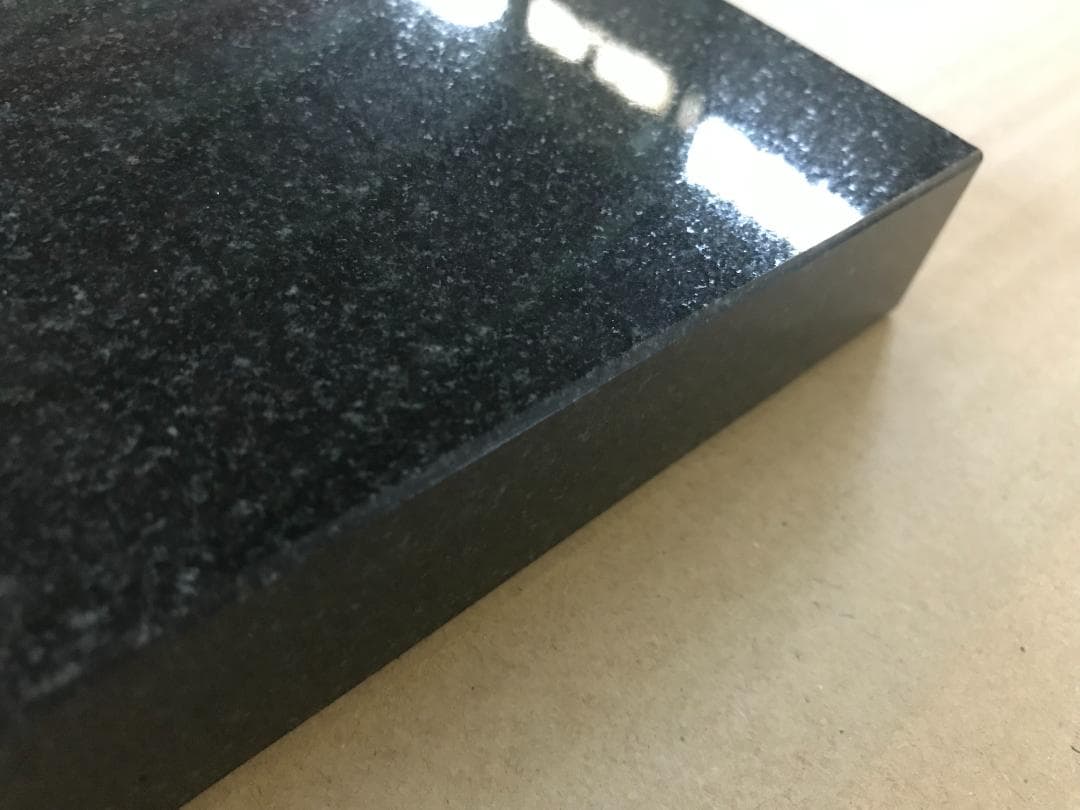 【シュナ】高級 天然黒御影石 特注オーディオボード　5面磨き　送料無料