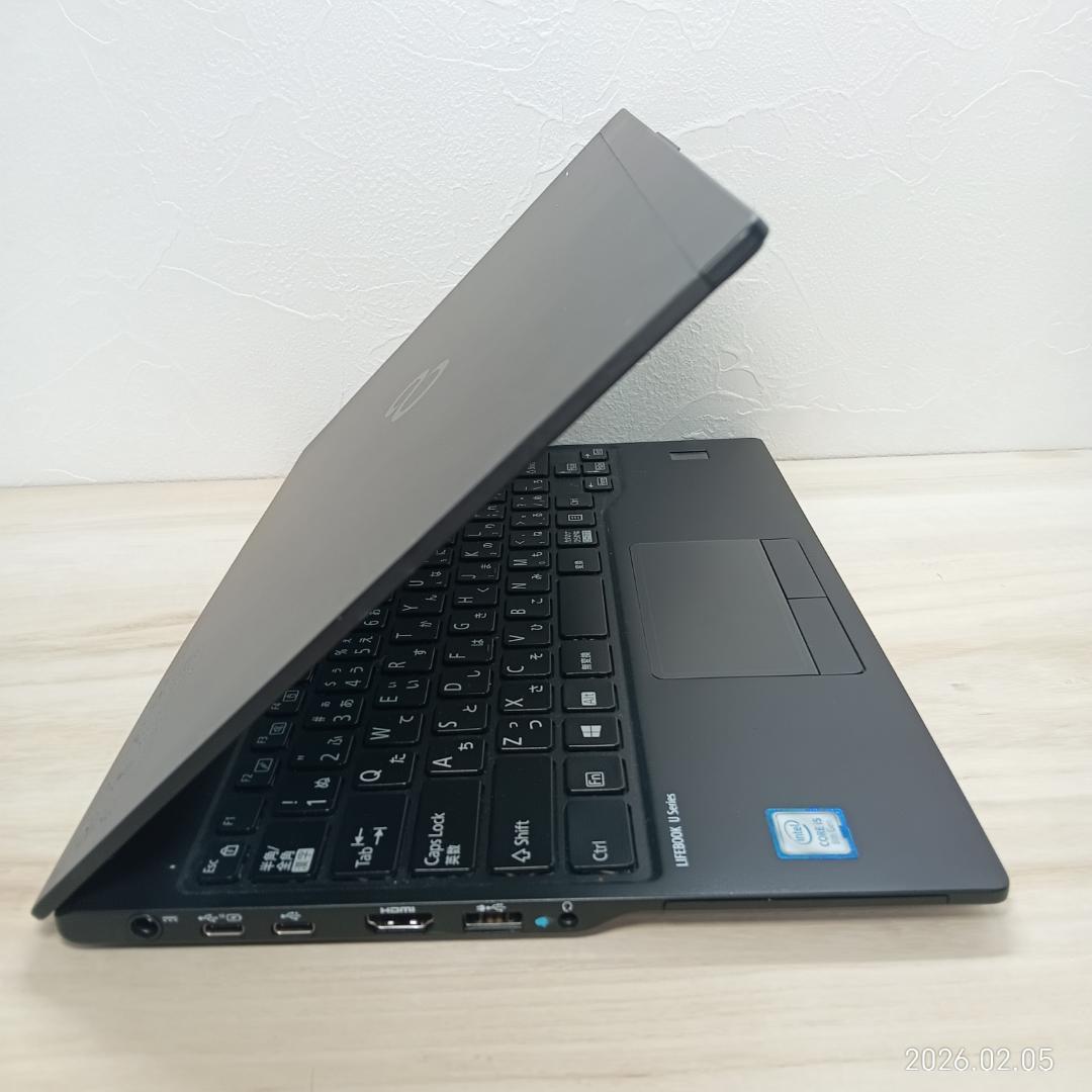 【超軽量】　【持ち運びに便利】　LIFEBOOK　U939/B