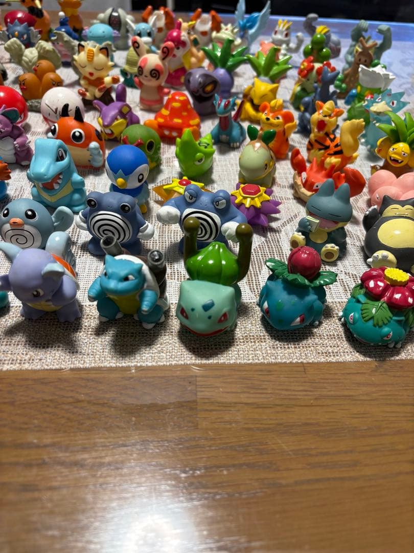 ゆ*リ様 【値下げ】ポケモン 指人形 140体セット