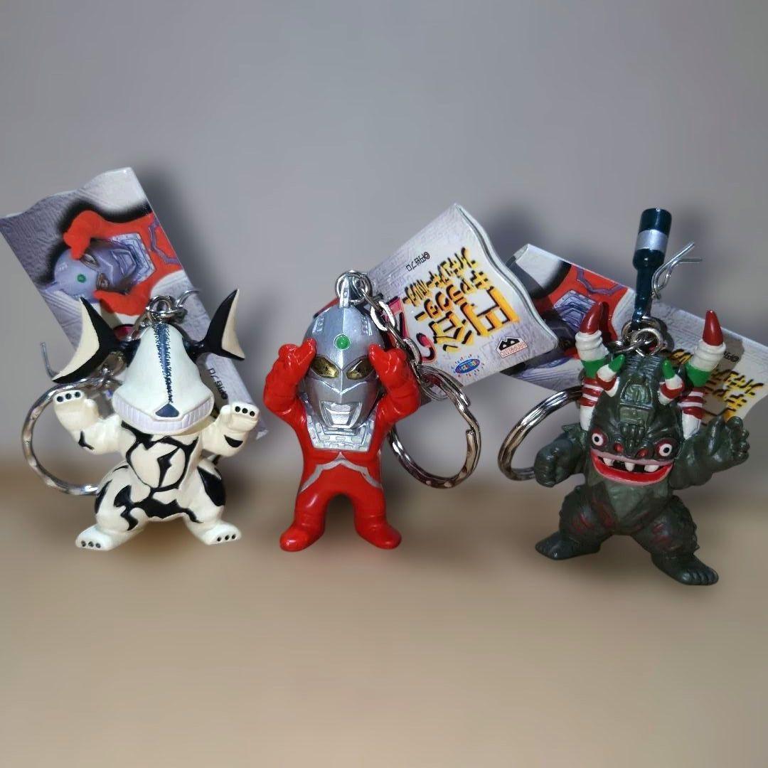 円谷キャラクター フィギュアキーホルダー2　全7種セット ウルトラマン