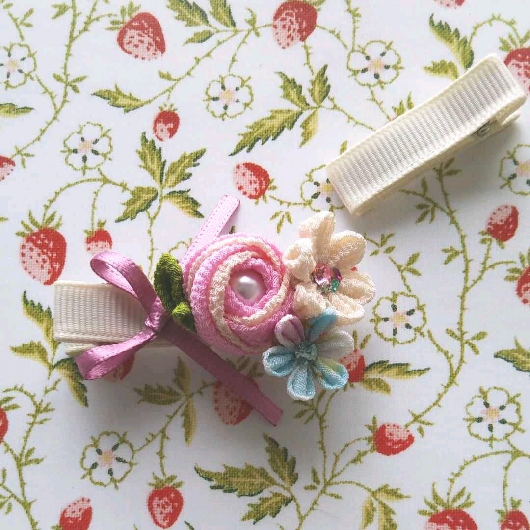 つまみ細工 薔薇のおめかしベビークリップ 春色 Pastelcolor