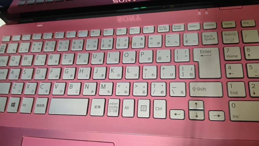 液晶ジャンク メタリックピンクなVaio SVF15A1A1J Pentium