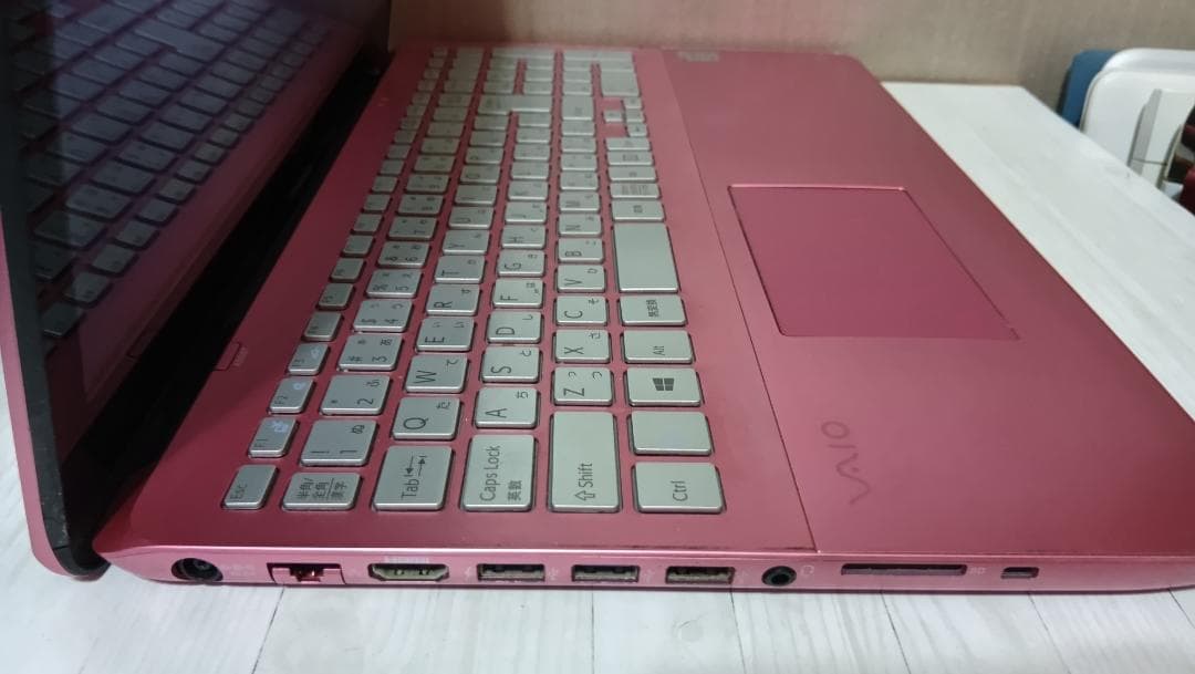 液晶ジャンク メタリックピンクなVaio SVF15A1A1J Pentium