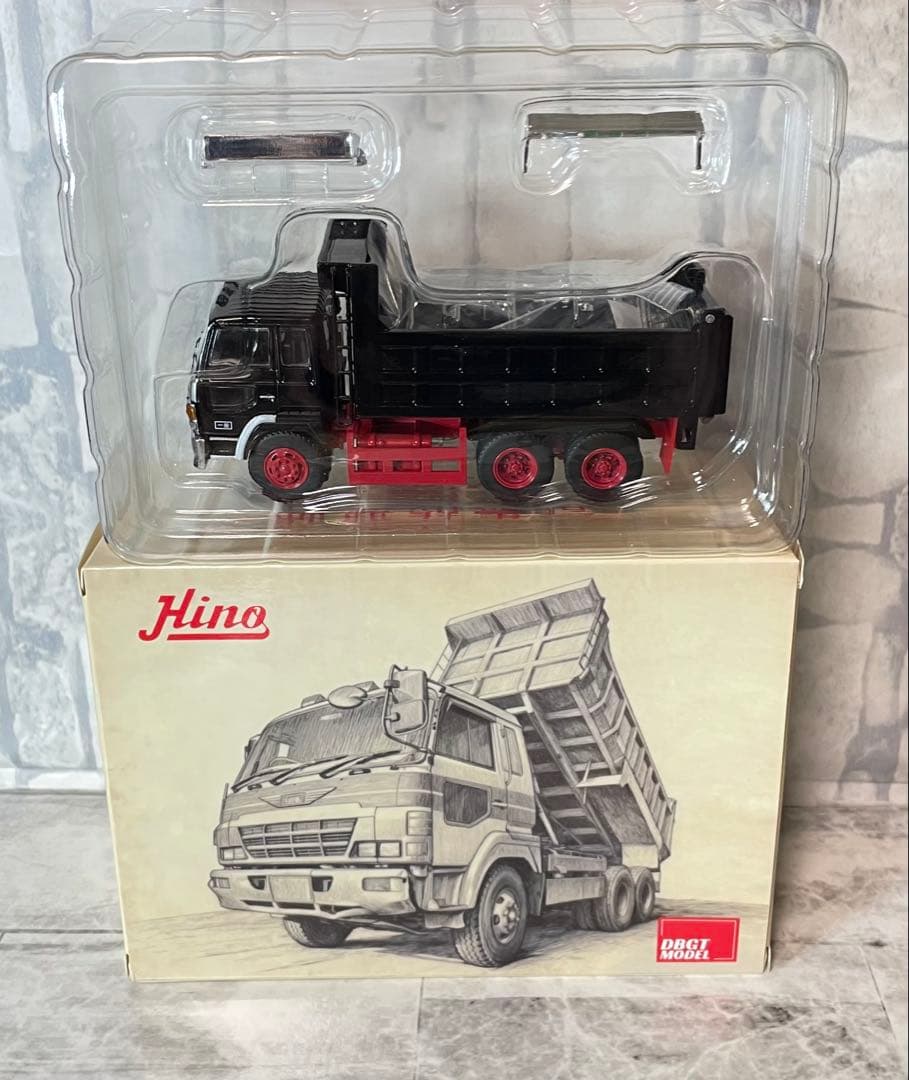 DBGT 1/64 日野 スーパードルフィン ダンプ トラック ミニカー