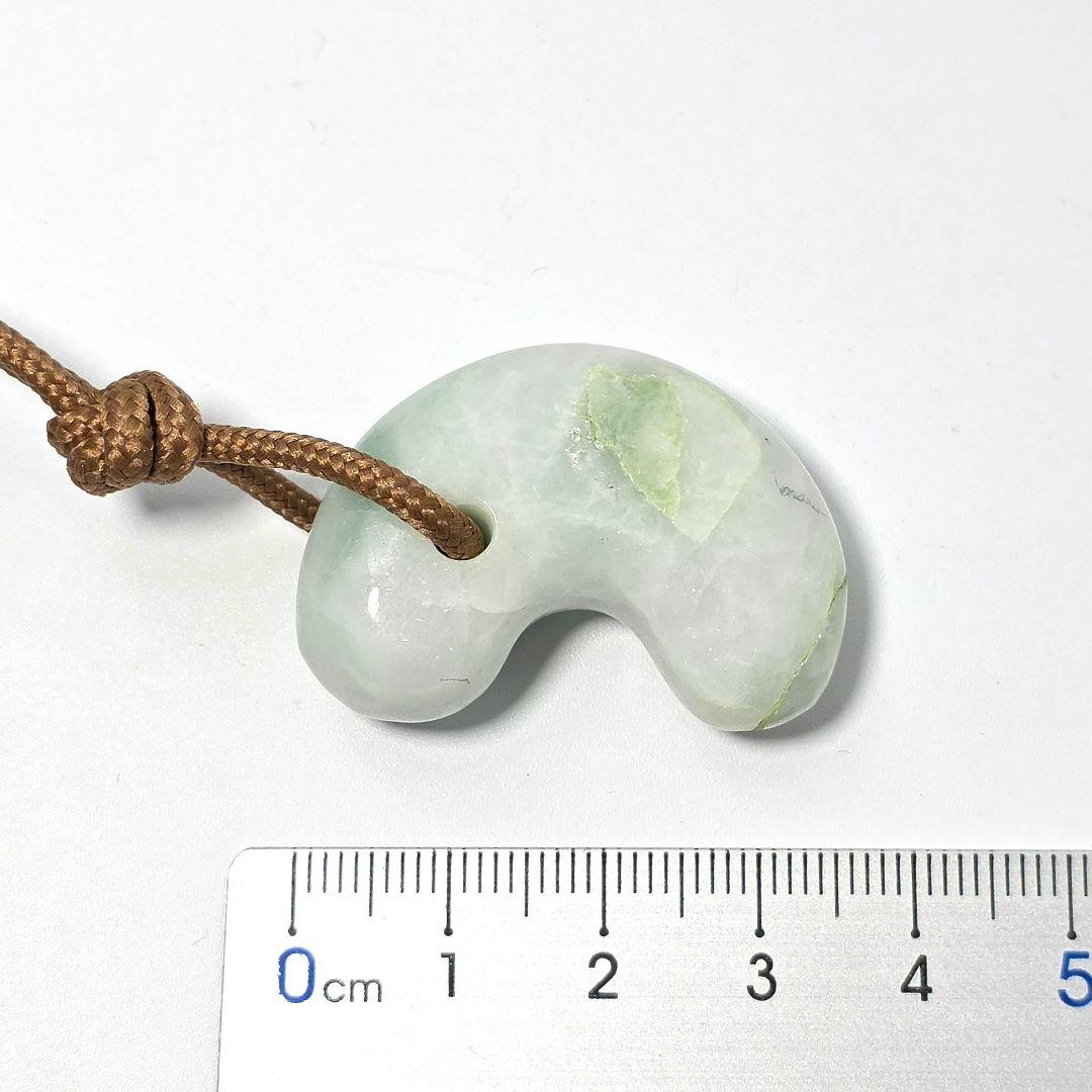 糸魚川翡翠:勾玉　MT0100
