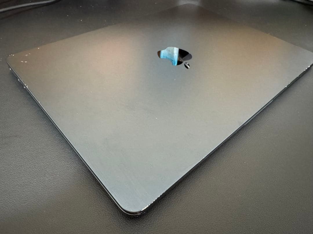 Apple MacBook Air (M2, 2022) 本体 13.6インチ