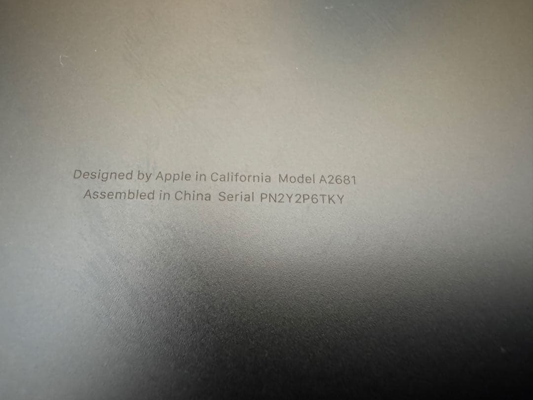 Apple MacBook Air (M2, 2022) 本体 13.6インチ