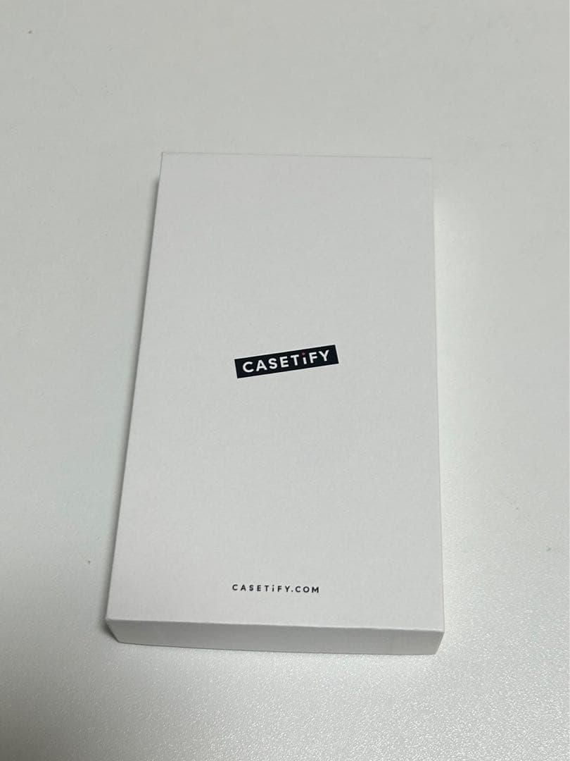 CASETiFYアルファベットデザインiPhone16ケース 定価10,560円