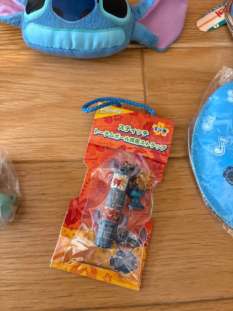 レトロ　ディズニー　スティッチ　平成レトロ　新品ばかり　キーホルダー　ポーチ