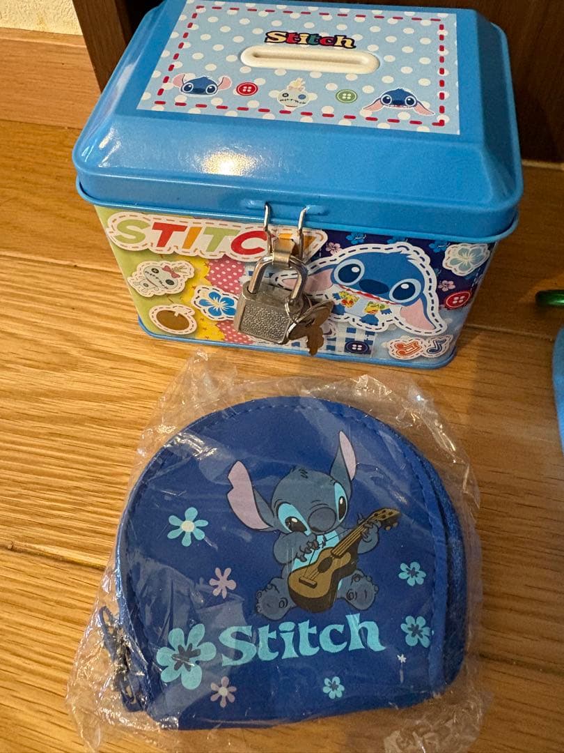 レトロ　ディズニー　スティッチ　平成レトロ　新品ばかり　キーホルダー　ポーチ