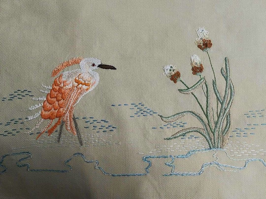 ハンドメイド アオサギ 手刺繍 手編みレース縁取り テーブルセンター