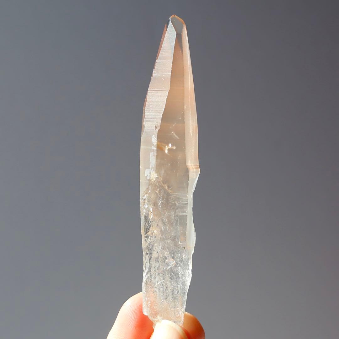 シンギングクォーツ ピンクレムリアンシード クリスタル 水晶 鉱物 原石 希少