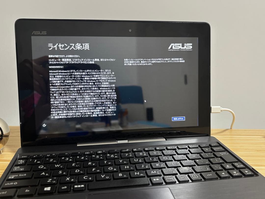 ASUS TransBook T100TA ノートPC 本体 付属品あり