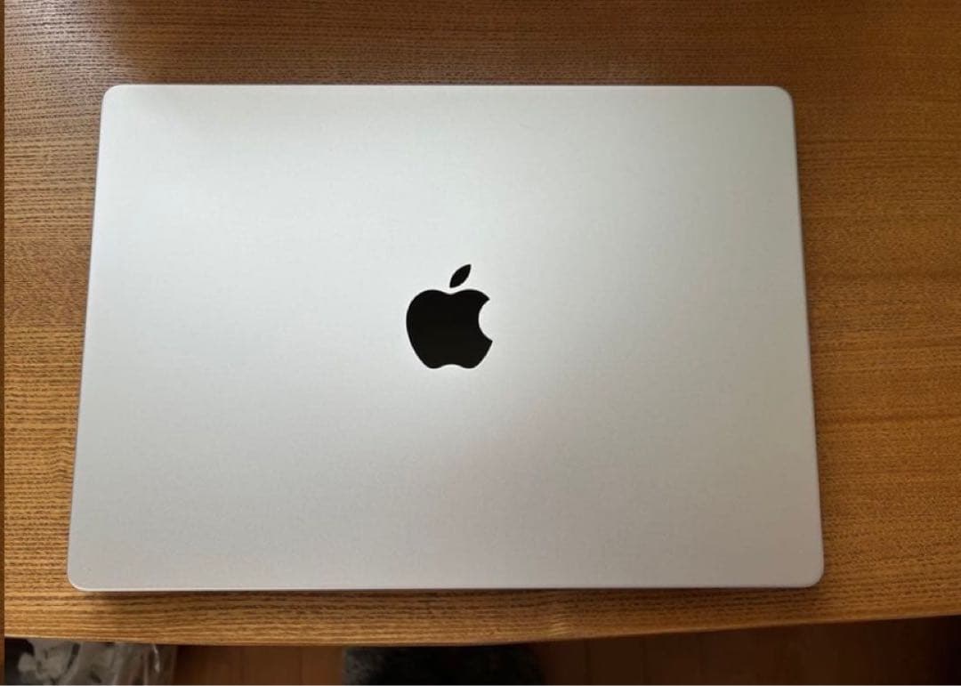 【美品】MacBook Pro 14インチ M3 / 24GB / 1TB 美品