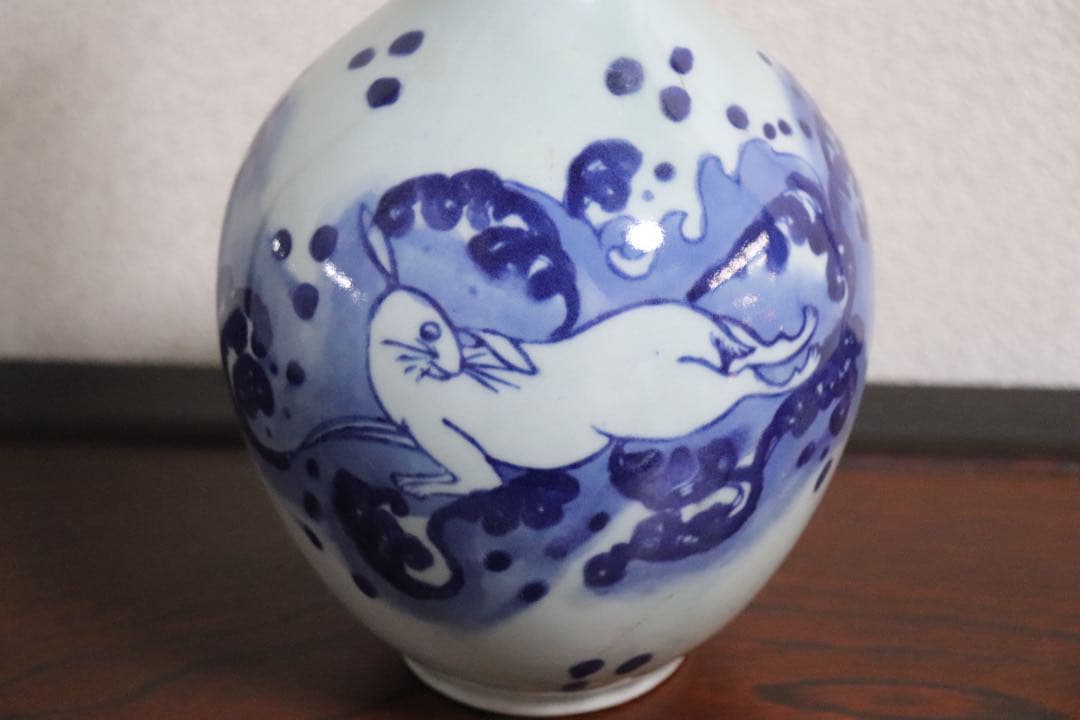 時代　伊万里　染付　兎波紋　鶴首瓶　送料込み269325