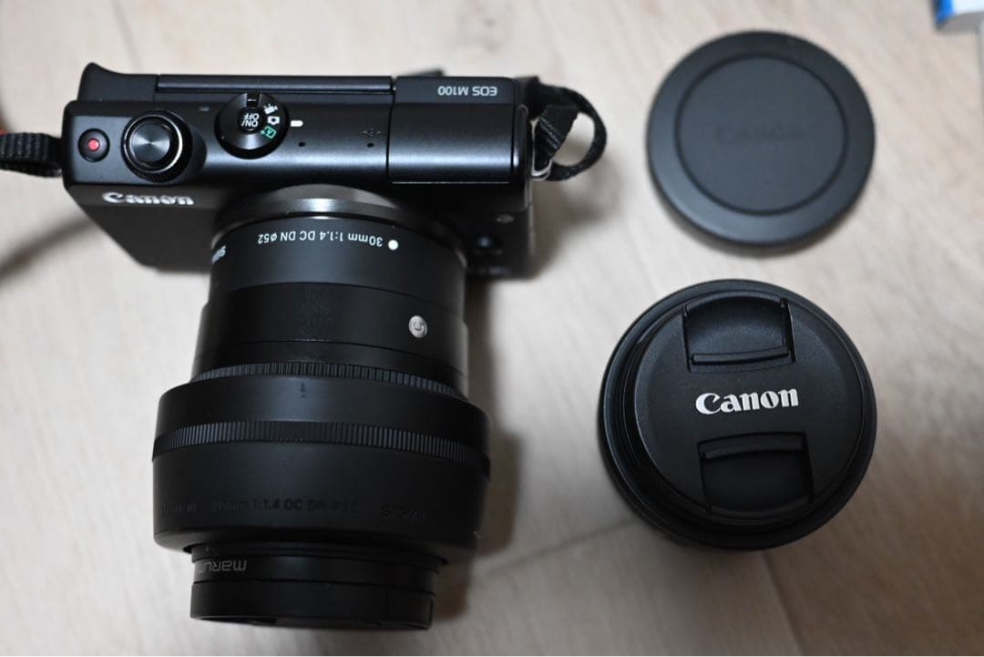 【美品】Canon EOS M100 ミラーレス一眼カメラ