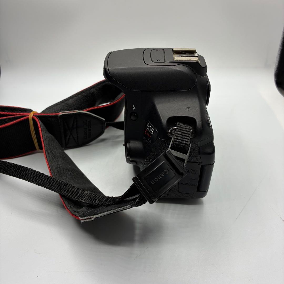 ⭐️Canon EOS Kiss x7i デジタル一眼レフカメラ チャージャー付属