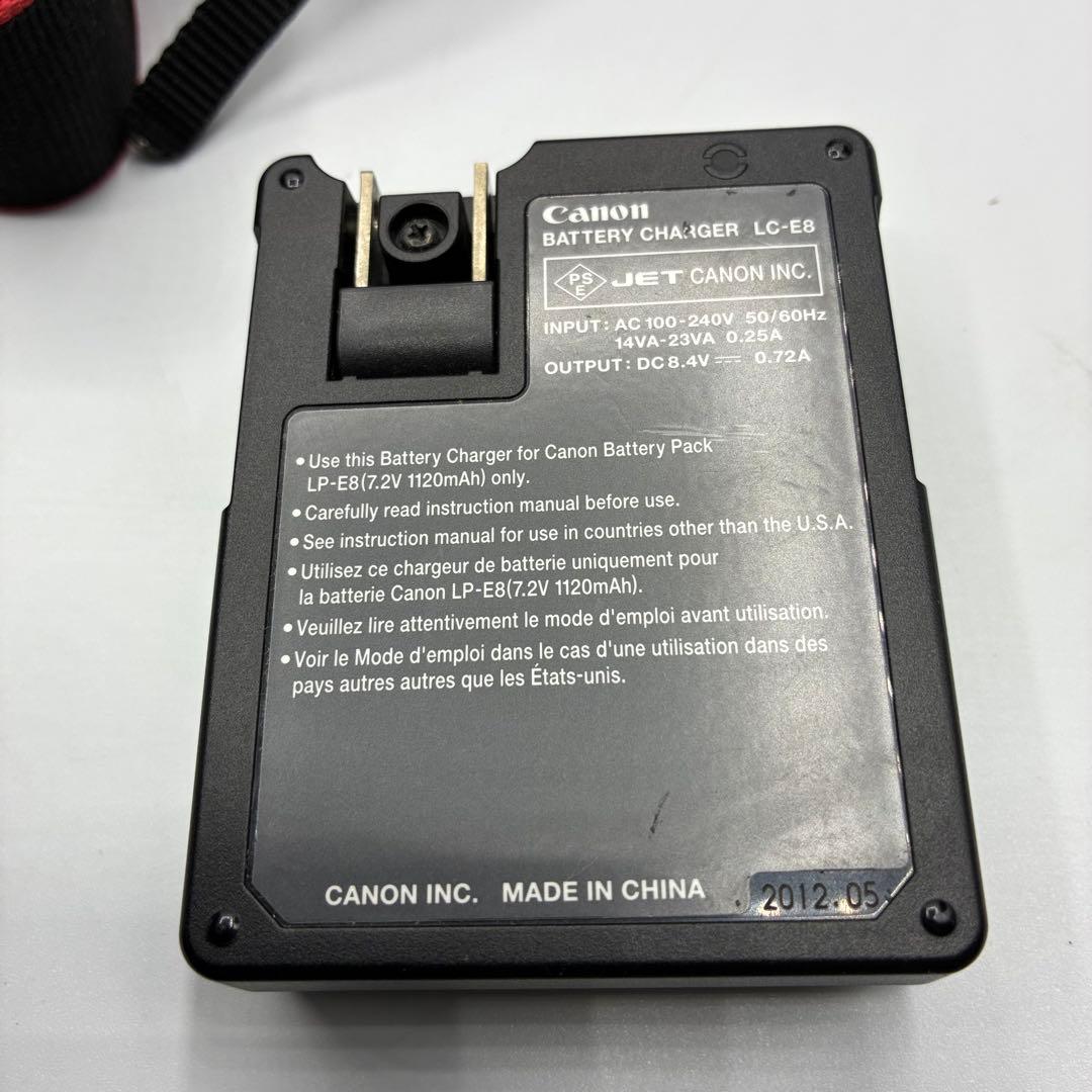 ⭐️Canon EOS Kiss x7i デジタル一眼レフカメラ チャージャー付属