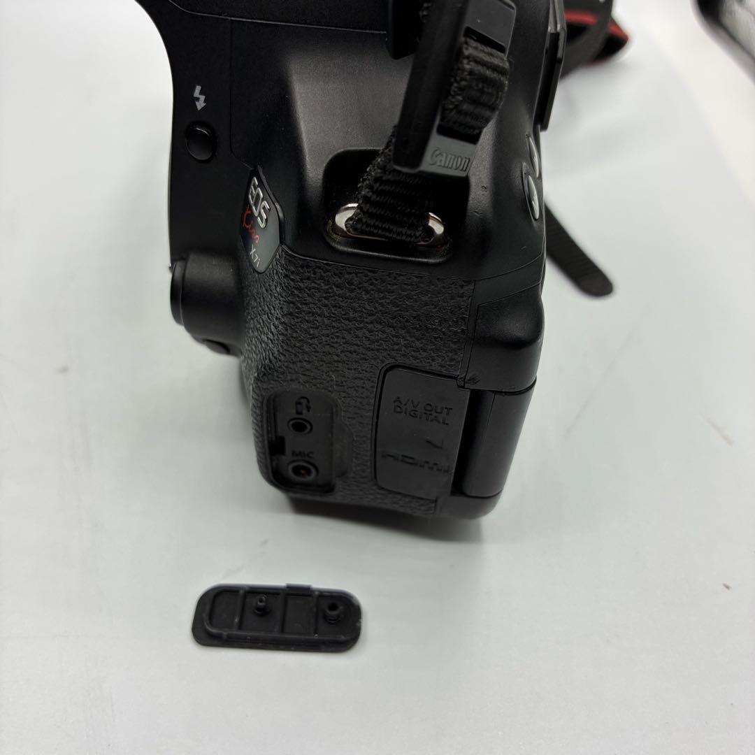 ⭐️Canon EOS Kiss x7i デジタル一眼レフカメラ チャージャー付属