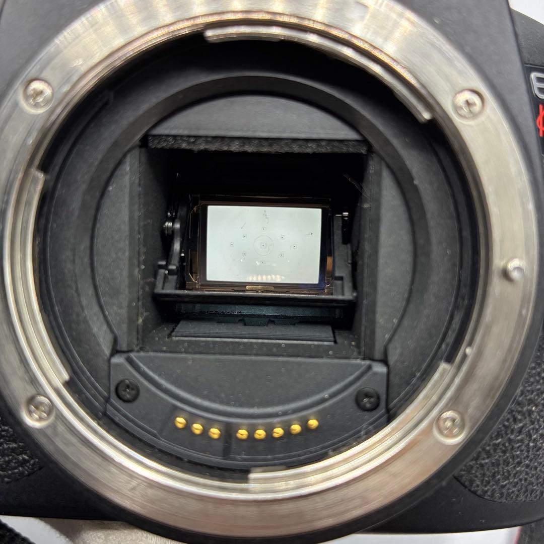 ⭐️Canon EOS Kiss x7i デジタル一眼レフカメラ チャージャー付属