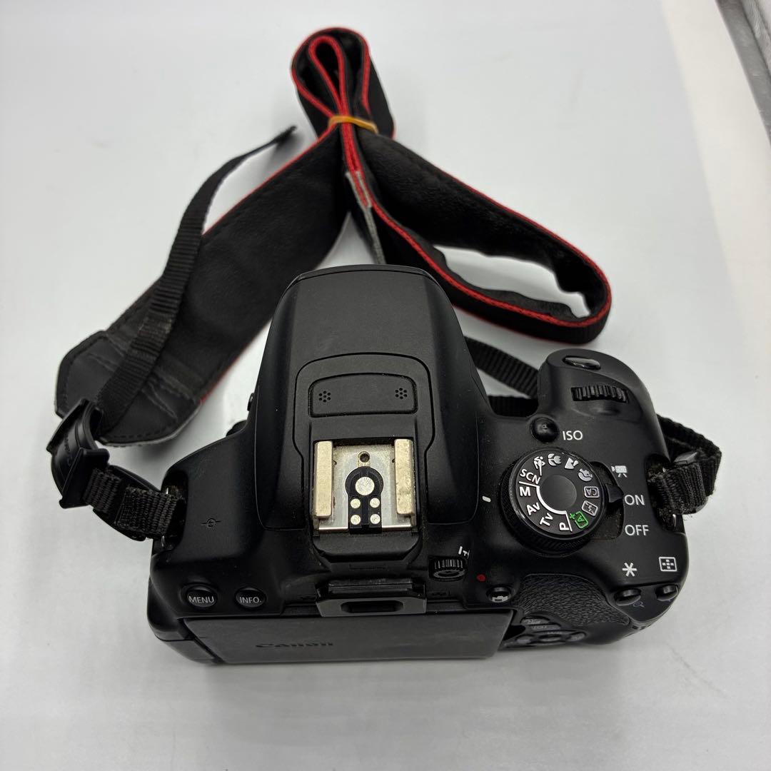 ⭐️Canon EOS Kiss x7i デジタル一眼レフカメラ チャージャー付属