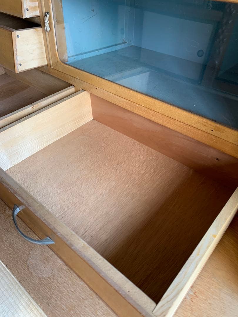 木製収納ラック ガラス扉付き レトロ収納