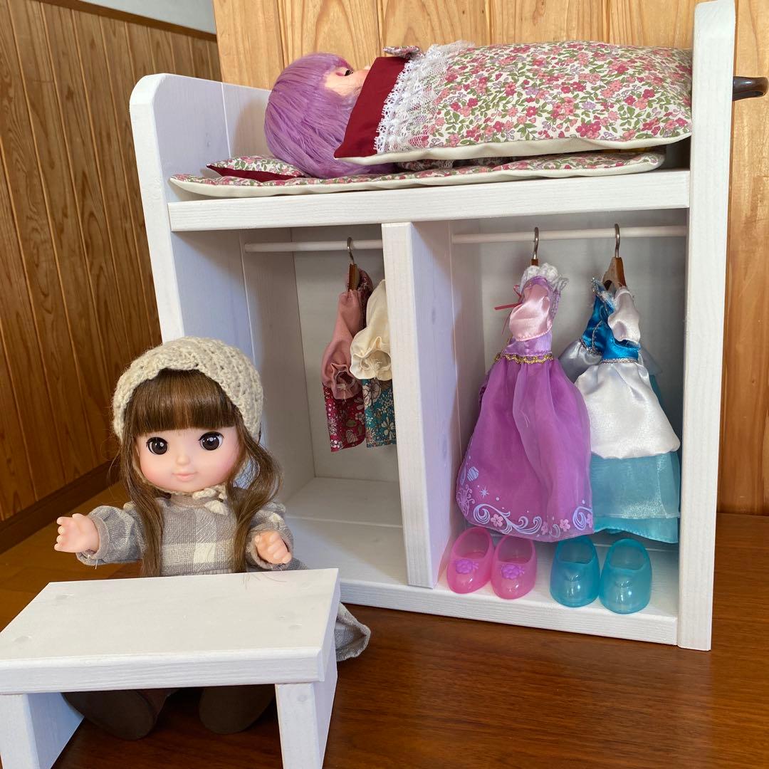 人形用木製多機能クローゼット(テーブル付)ハンドメイド　レミン＆ソランメルちゃん