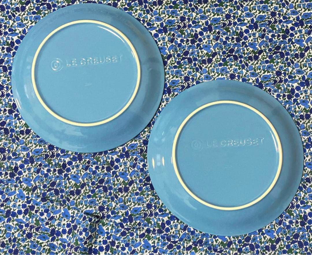 ルクルーゼ プレート ペア　19cm ディズニー 100周年 マリーンブルー
