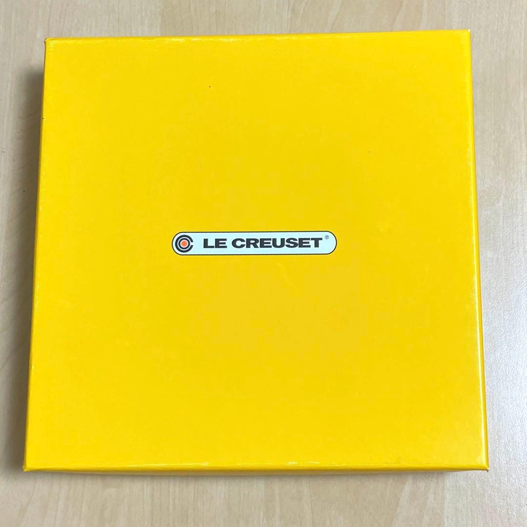 ルクルーゼ プレート ペア　19cm ディズニー 100周年 マリーンブルー