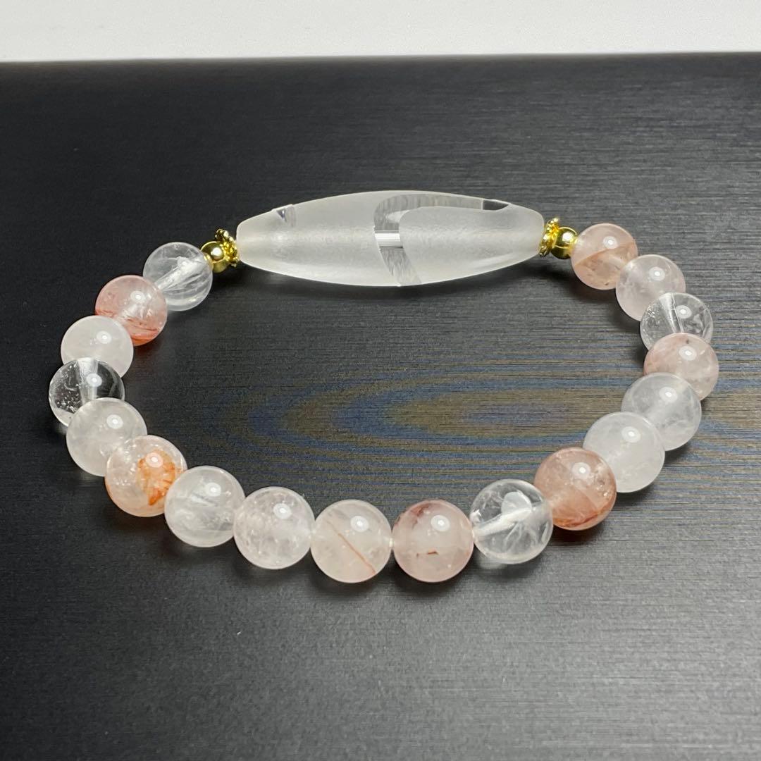 水晶天珠・白蛇天珠とヒマラヤ産レッドマニカラン水晶のブレスレット❣️❣️