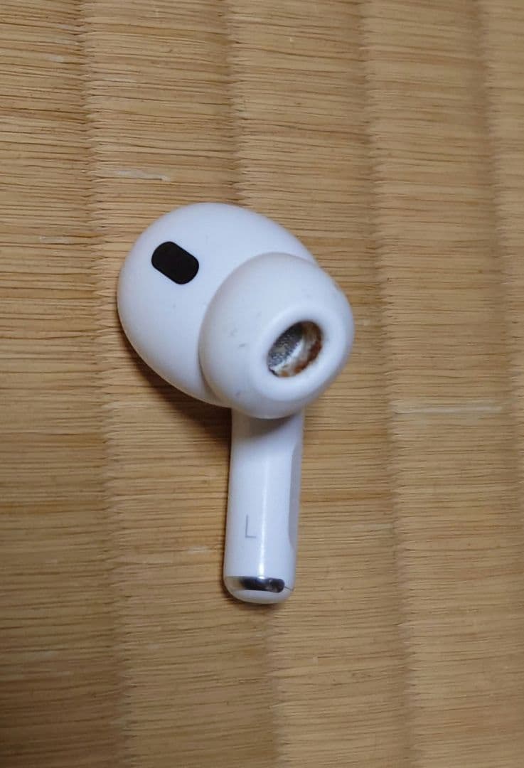 Apple AirPodspro2　Lightning(A2699）　左耳用