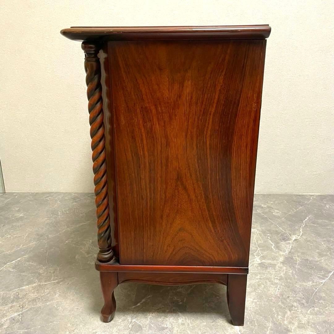 英国アンティーク　猫脚ドレッサーチェスト　キャビネット　収納家具　ロココ調