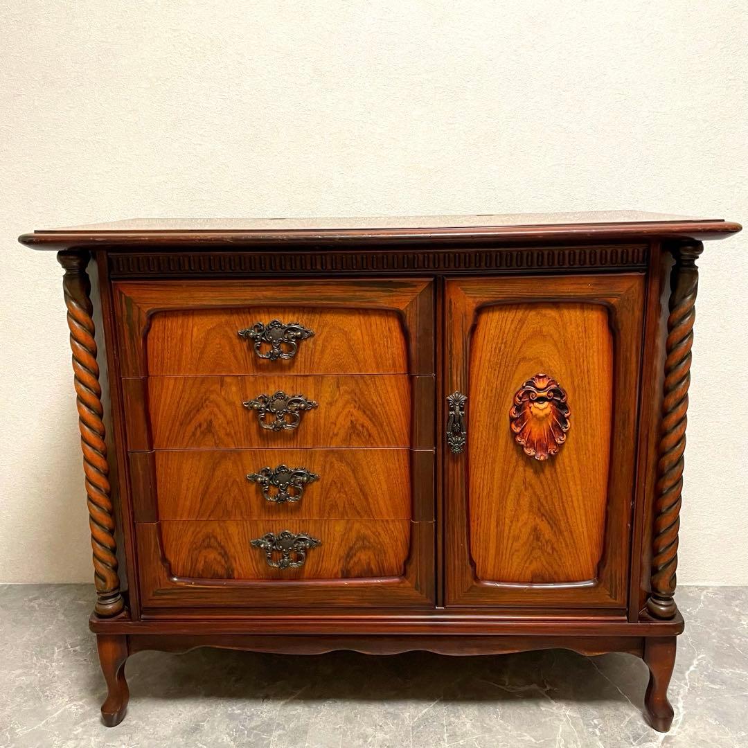 英国アンティーク　猫脚ドレッサーチェスト　キャビネット　収納家具　ロココ調