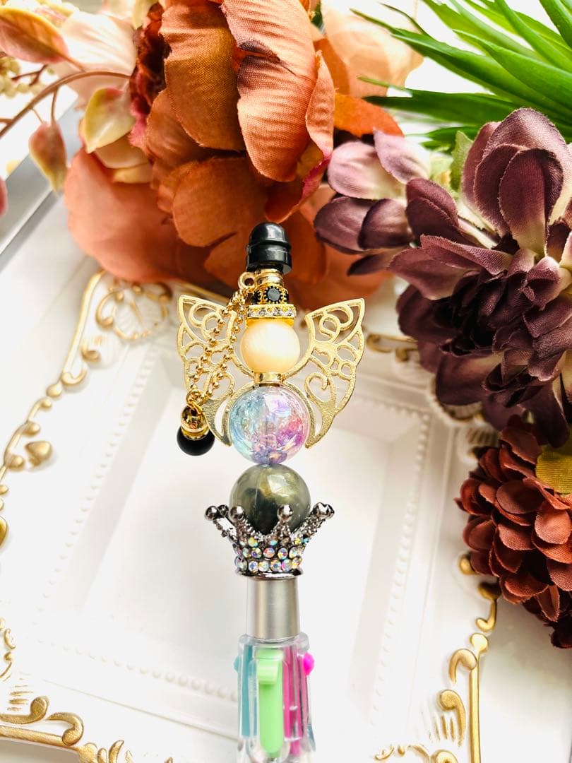 NO.236 カスタム4色ボールペン ビック王冠　天使羽　チュルンビーズチャーム