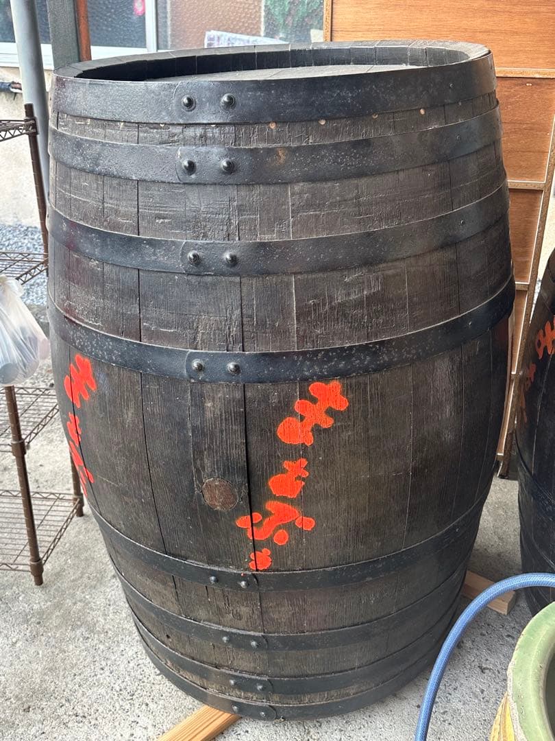 立ち飲み用樽　野外テーブル